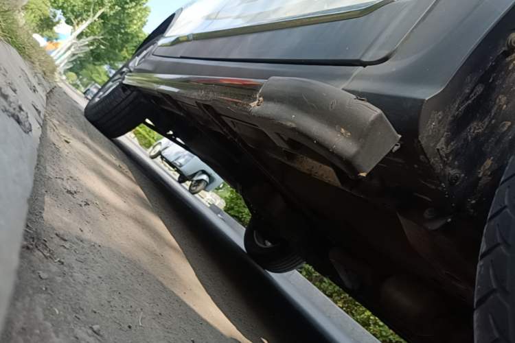 Used Cowin X5 2019 1.5T Manual Smart Edition China VI Standard Right Side Sill