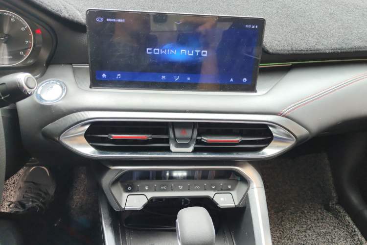 Used Cowin Xuandu 2021 1.5T CVT Prado Edition Audio And AC Panel