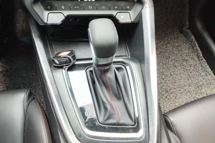 Used Cowin Xuandu 2021 1.5T CVT Prado Edition Gear Lever