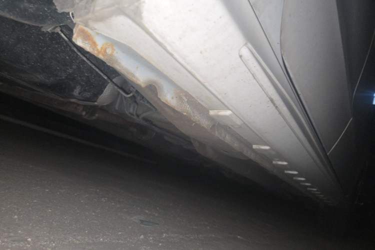 Used Cowin Xuandu 2021 1.5T Manual Comfort Edition Chassis Rear Right