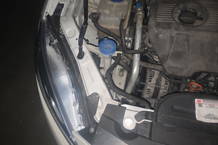 Used Cowin Xuandu 2021 1.5T Manual Comfort Edition Engine Bay Right