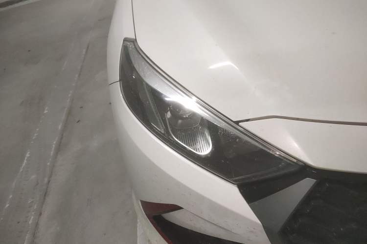 Used Cowin Xuandu 2024 1.5T CVT Luxury Edition Right Front Headlight