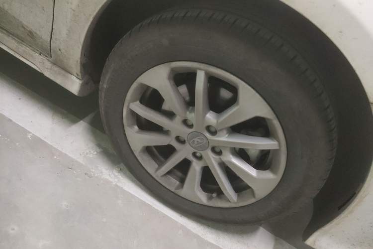 Used Cowin Xuandu 2024 1.5T CVT Luxury Edition Right Front Wheel Hub