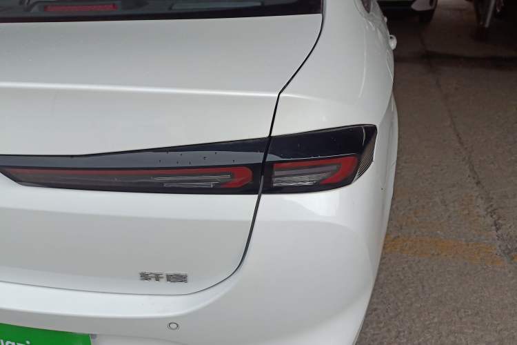 Used Cowin Xuandu 2024 1.5T CVT Luxury Edition Right Rear Taillight