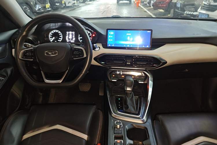 Used Cowin Xuandu 2021 1.5T CVT Zaqi Edition Center Console