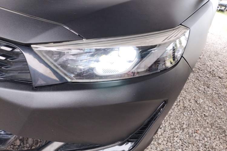 Used Cowin Xuandu 2021 1.5T CVT Xiongqi Edition Left Front Headlight