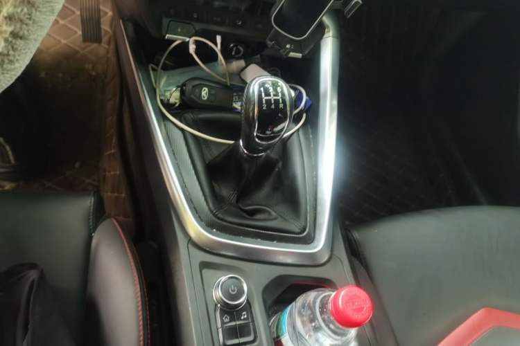 Used Cowin Xuandu 2021 1.5T Manual Comfort Edition Gear Lever