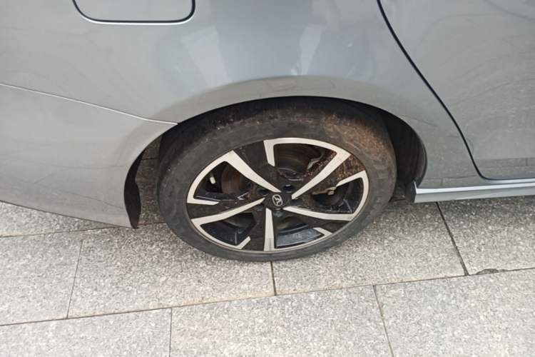 Used Cowin Xuandu 2021 1.5T CVT Xiongqi Edition Right Rear Wheel Hub