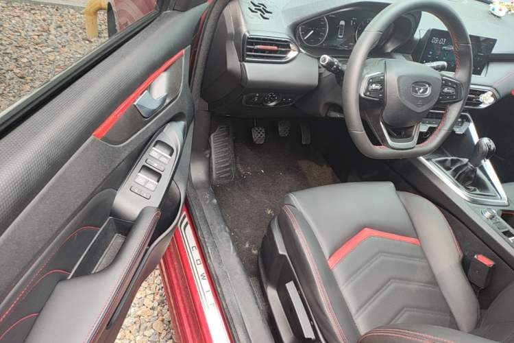 Used Cowin Xuandu 2021 1.5T Manual Comfort Edition Driver Seat