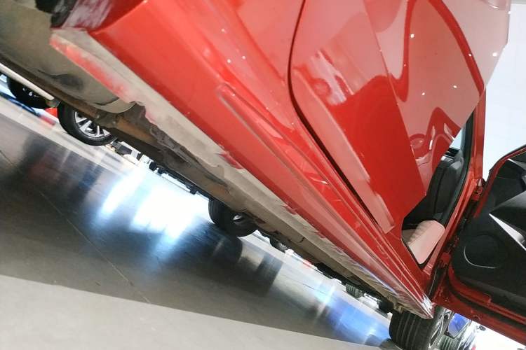Used Cowin Xuandu 2021 1.5T CVT Xiongqi Edition Right Side Sill