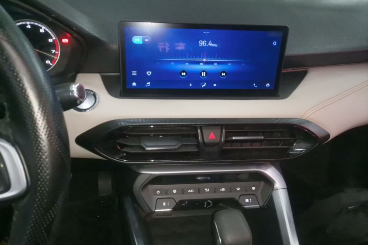Used Cowin Xuandu 2021 1.5T CVT Zaqi Edition Audio And AC Panel