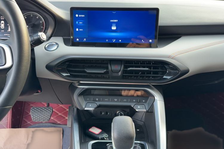 Used Cowin Xuandu 2021 1.5T CVT Zaqi Edition Audio And AC Panel