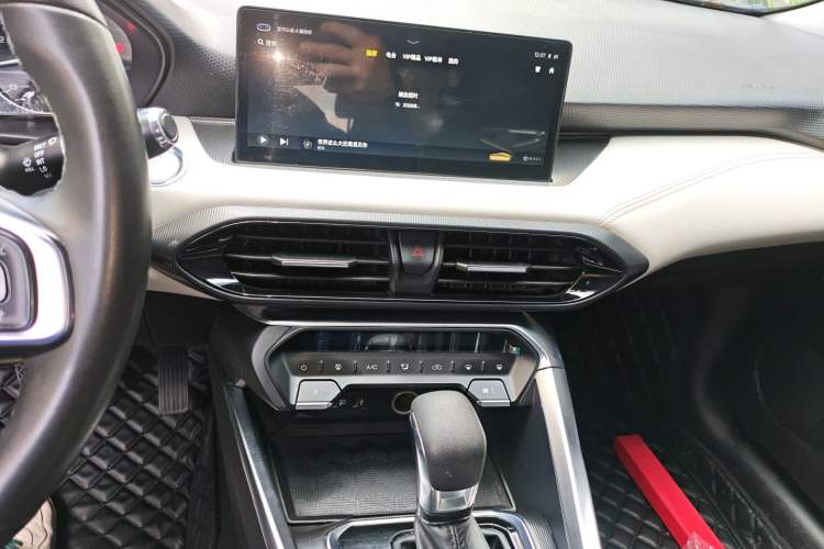 Used Cowin Xuandu 2021 1.5T CVT Xiongqi Edition Audio And AC Panel