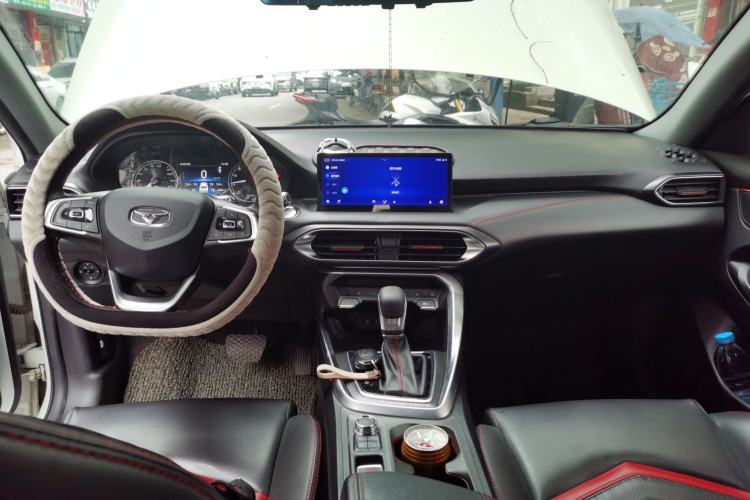 Used Cowin Xuandu 2021 1.5T CVT Xiongqi Edition Center Console