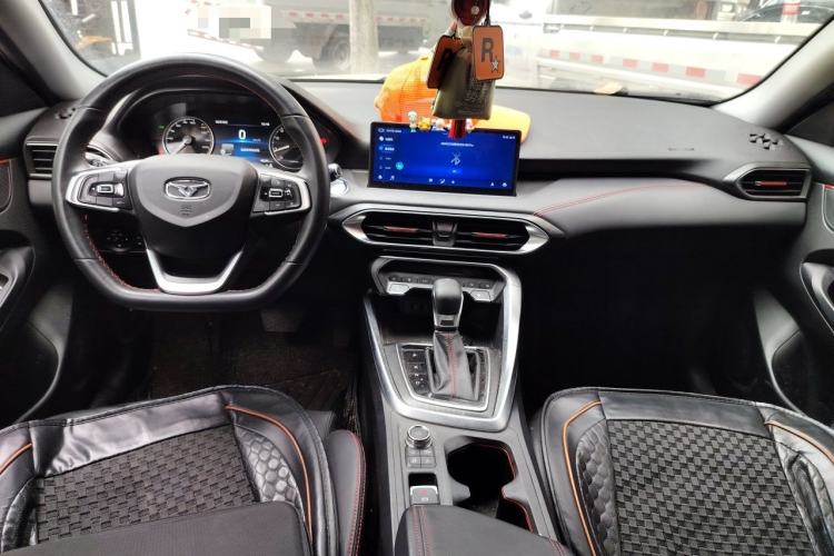 Used Cowin Xuandu 2021 1.5T CVT Xiongqi Edition Center Console