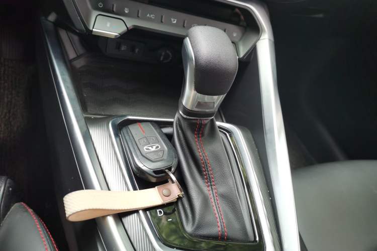 Used Cowin Xuandu 2021 1.5T CVT Xiongqi Edition Gear Lever