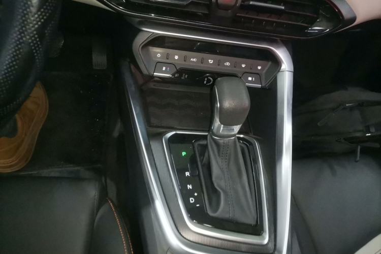 Used Cowin Xuandu 2021 1.5T CVT Zaqi Edition Gear Lever