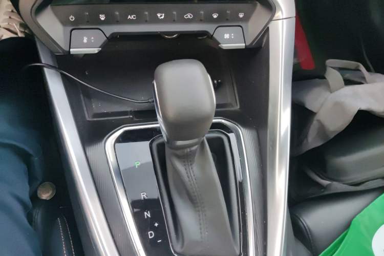 Used Cowin Xuandu 2021 1.5T CVT Zaqi Edition Gear Lever
