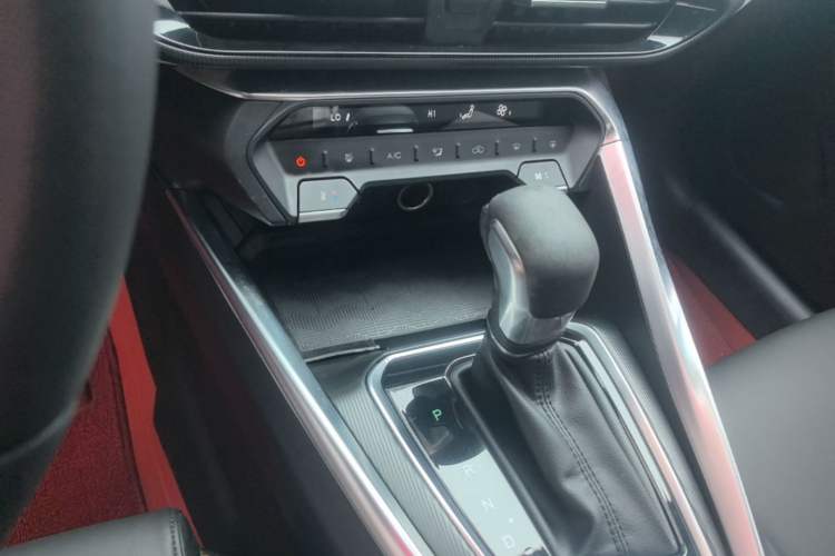 Used Cowin Xuandu 2021 1.5T CVT Xiongqi Edition Gear Lever