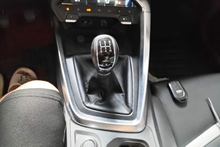 Used Cowin Xuandu 2021 1.5T Manual Bashe Edition Gear Lever