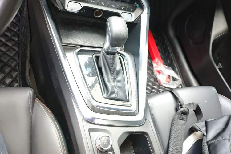 Used Cowin Xuandu 2021 1.5T CVT Xiongqi Edition Gear Lever