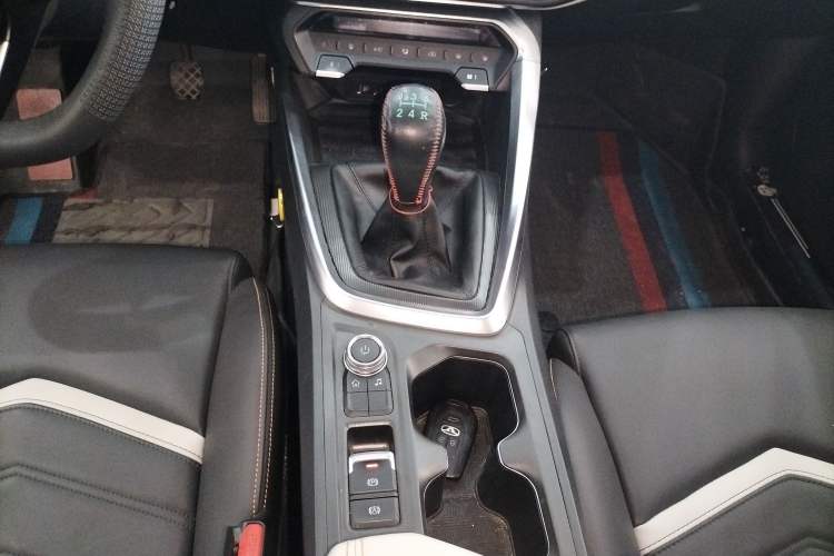 Used Cowin Xuandu 2021 1.5T Manual Bashe Edition Gear Lever
