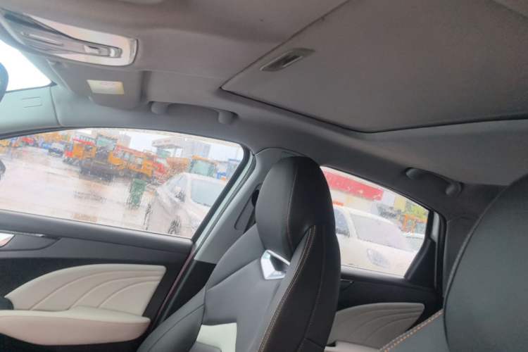 Used Cowin Xuandu 2021 1.5T CVT Xiongqi Edition Headliner