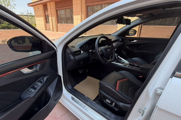 Used Cowin Xuandu 2021 1.5T CVT Xiongqi Edition Interior 13