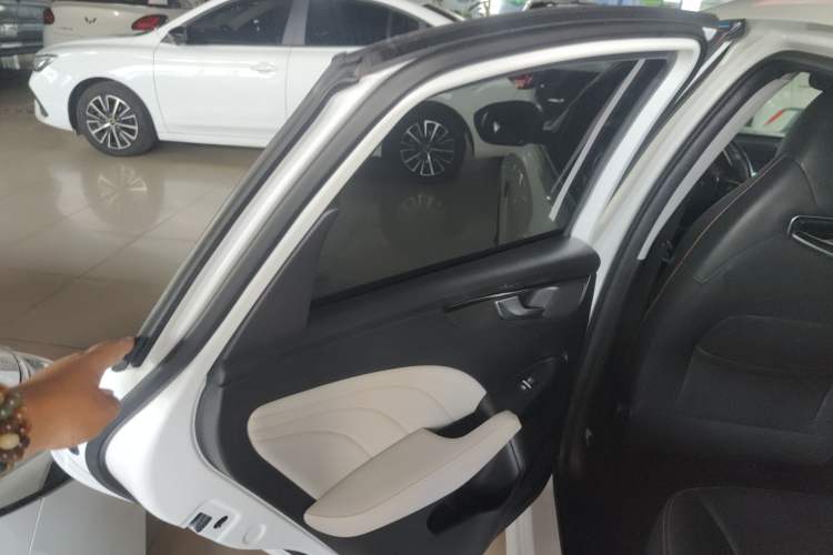 Used Cowin Xuandu 2021 1.5T CVT Zaqi Edition Interior 8