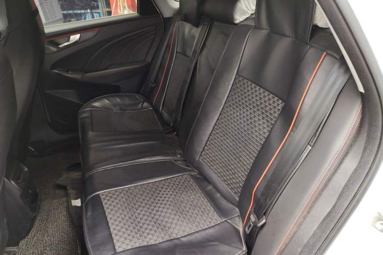 Used Cowin Xuandu 2021 1.5T CVT Xiongqi Edition Left Rear Seat