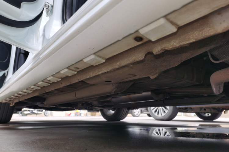 Used Cowin Xuandu 2021 1.5T Manual Bashe Edition Left Side Sill