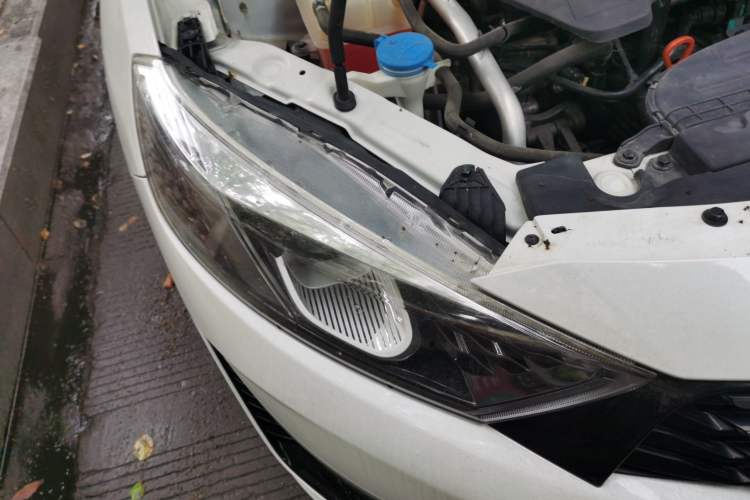 Used Cowin Xuandu 2021 1.5T CVT Xiongqi Edition Right Front Headlight