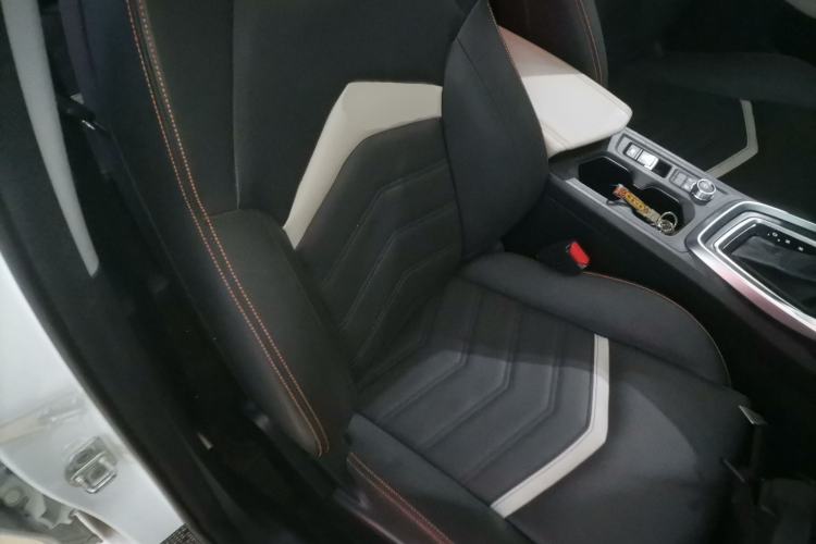 Used Cowin Xuandu 2021 1.5T CVT Zaqi Edition Right Front Seat