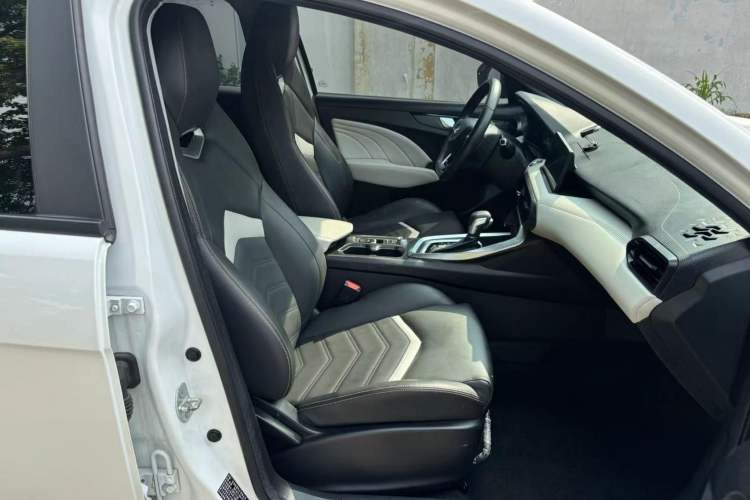 Used Cowin Xuandu 2021 1.5T CVT Zaqi Edition Right Front Seat