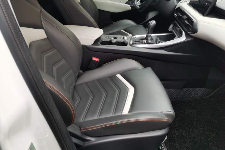Used Cowin Xuandu 2021 1.5T Manual Bashe Edition Right Front Seat