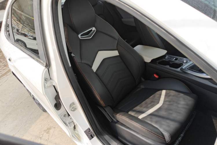 Used Cowin Xuandu 2021 1.5T Manual Comfort Edition Right Front Seat
