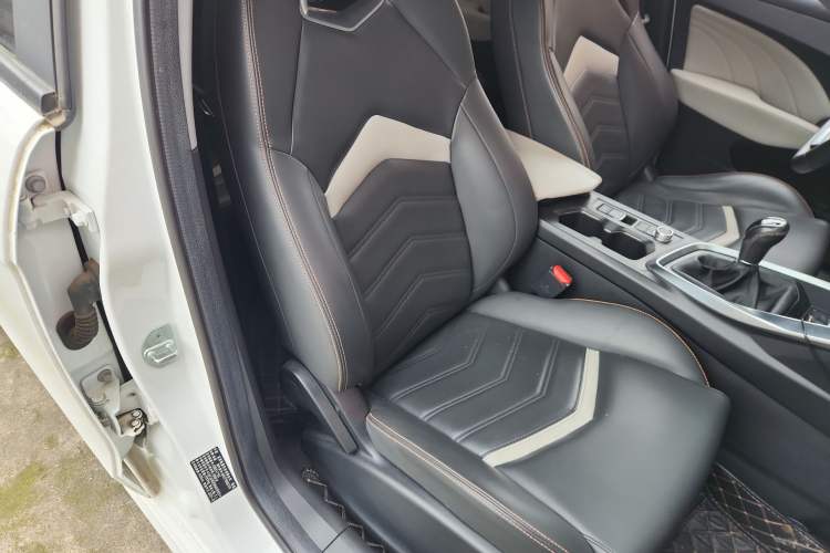 Used Cowin Xuandu 2021 1.5T Manual Bashe Edition Right Front Seat