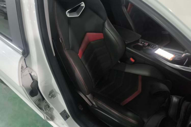 Used Cowin Xuandu 2021 1.5T CVT Xiongqi Edition Right Front Seat