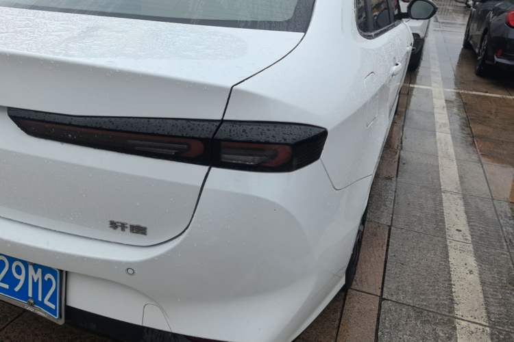 Used Cowin Xuandu 2021 1.5T CVT Xiongqi Edition Right Rear Taillight