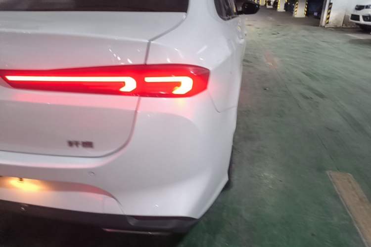 Used Cowin Xuandu 2021 1.5T CVT Xiongqi Edition Right Rear Taillight