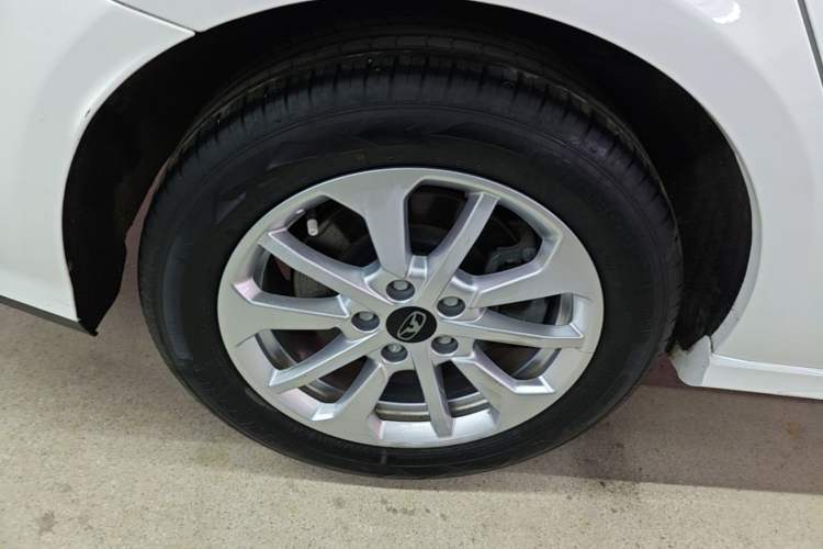 Used Cowin Xuandu 2021 1.5T CVT Zaqi Edition Right Rear Wheel Hub