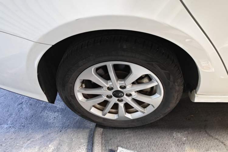 Used Cowin Xuandu 2021 1.5T Manual Bashe Edition Right Rear Wheel Hub