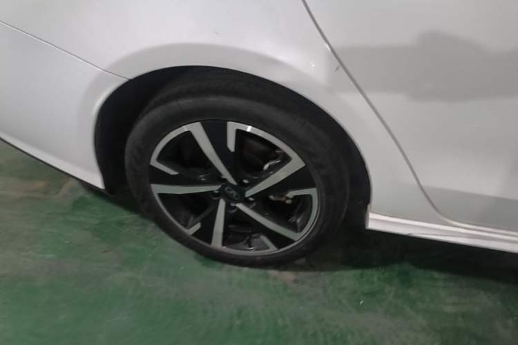 Used Cowin Xuandu 2021 1.5T CVT Xiongqi Edition Right Rear Wheel Hub