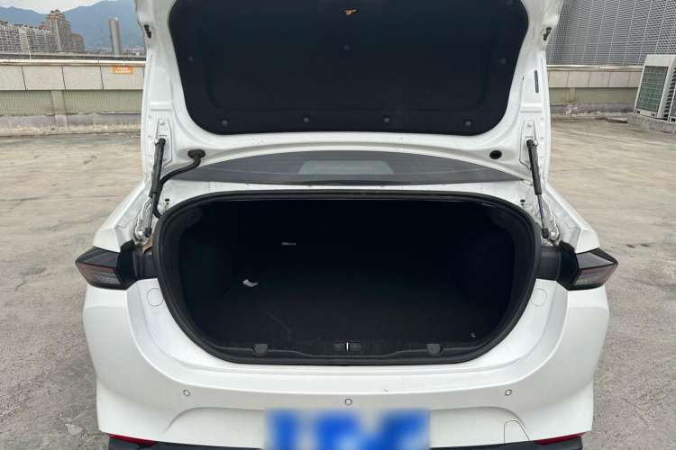 Used Cowin Xuandu 2021 1.5T CVT Prado Edition Trunk