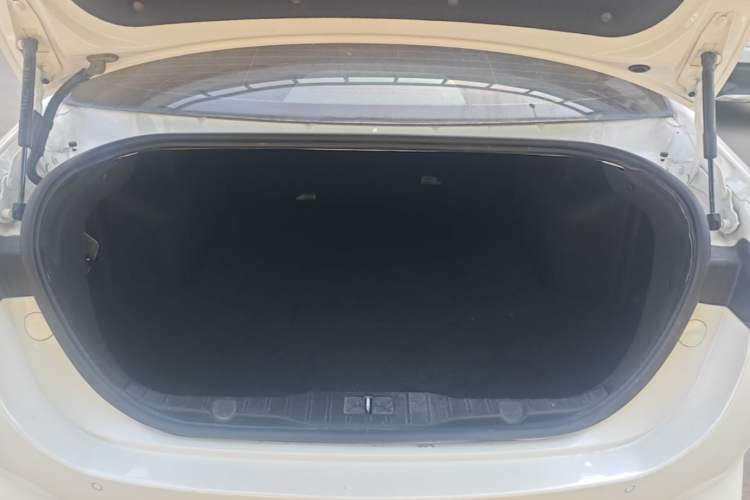 Used Cowin Xuandu 2021 1.5T CVT Xiongqi Edition Trunk