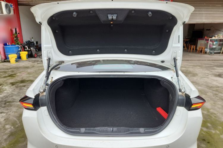 Used Cowin Xuandu 2021 1.5T Manual Bashe Edition Trunk