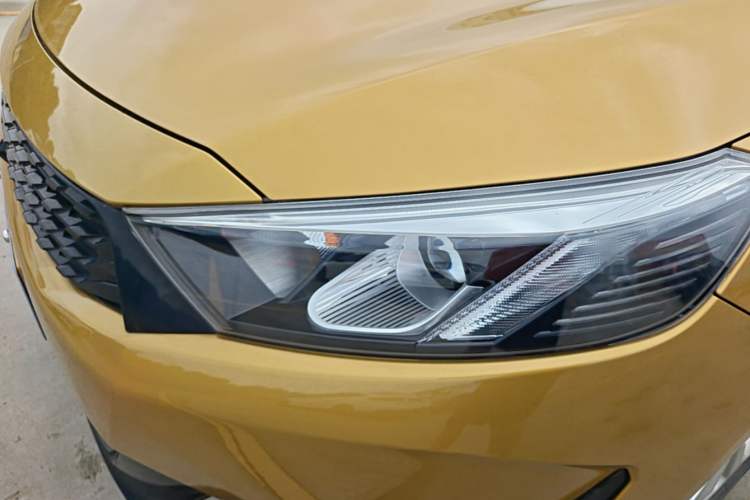 Used Cowin Xuandu 2021 1.5T CVT Zaqi Edition Left Front Headlight