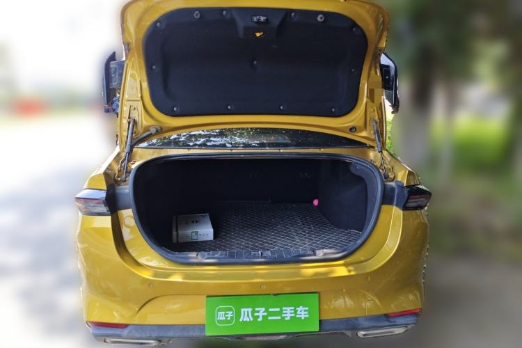 Used Cowin Xuandu 2021 1.5T Manual Bashe Edition Trunk