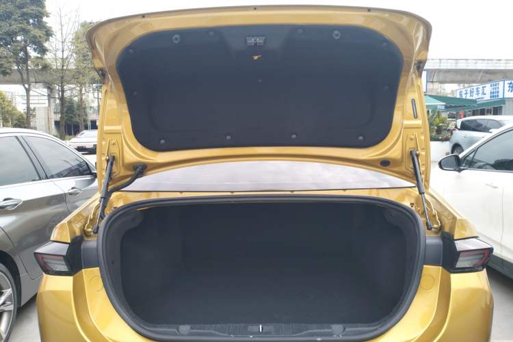 Used Cowin Xuandu 2021 1.5T CVT Prado Edition Trunk