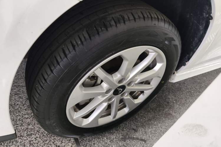 Used Cowin Xuandu EV 2024 Yue Xing Version Exterior 4